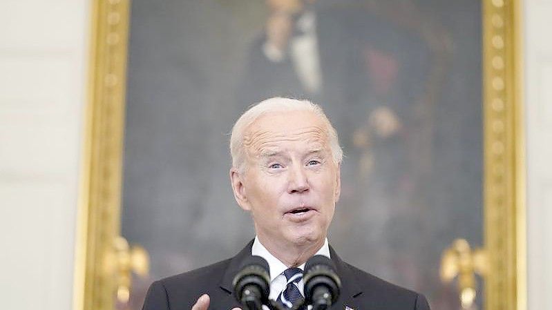 US-Präsident Joe Biden verschärft die Impfvorschriften. Foto: Andrew Harnik/AP/dpa