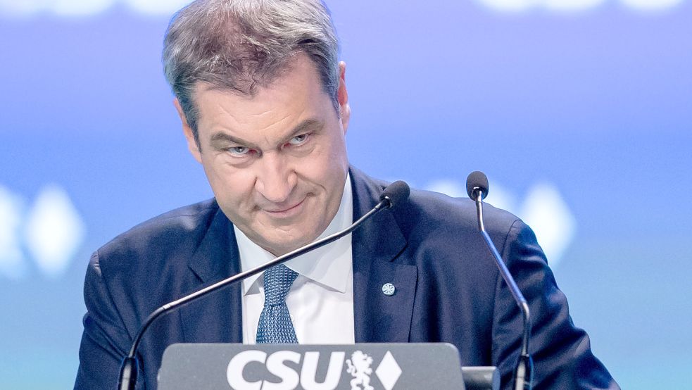 Markus Södert stellt sich beim Parteitag der CSU hinter Armin Laschet und spricht von „Ungerechtigkeiten“ gegenüber dem Kanzlerkandidaten der Union. Foto: Karmann/dpa