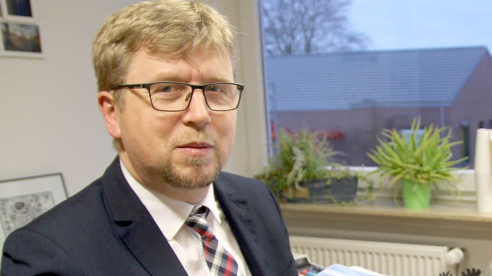 Fredy Fischer bleibt Bürgermeister in Großheide. Foto: Folkerts