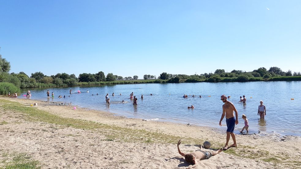 Der Badesee in Soltborg ist im Sommer stark frequentiert. Er ist auch bei Leeranern beliebt. Foto: Gettkowski/Archiv