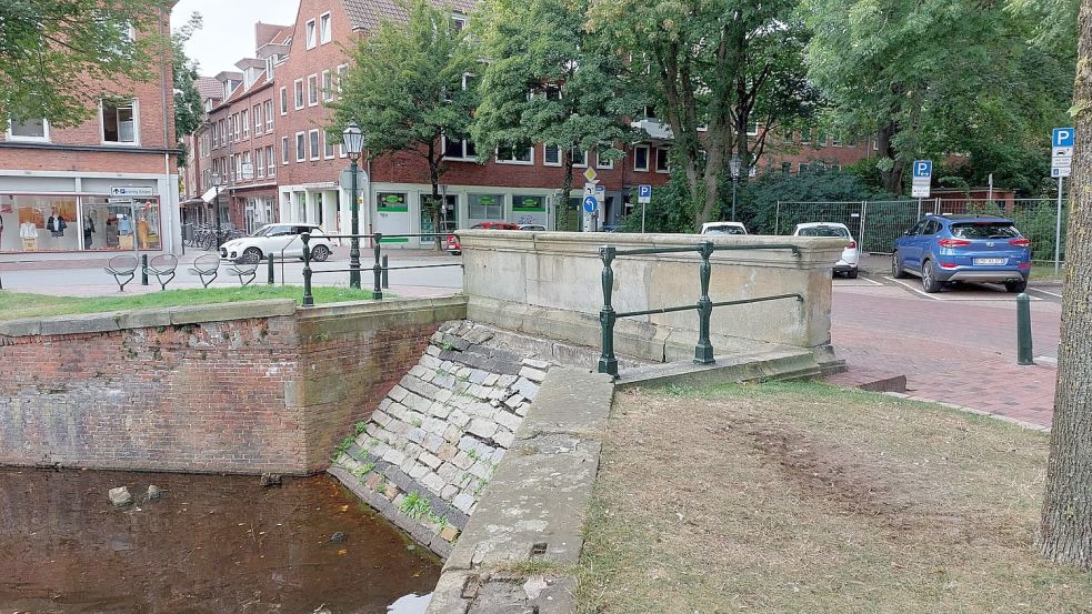 Zugemauert und zugeschüttet: Einst stand hier eine Brücke und Wasser floss dort, wo jetzt der Stephansplatz ist. Foto: Hanssen