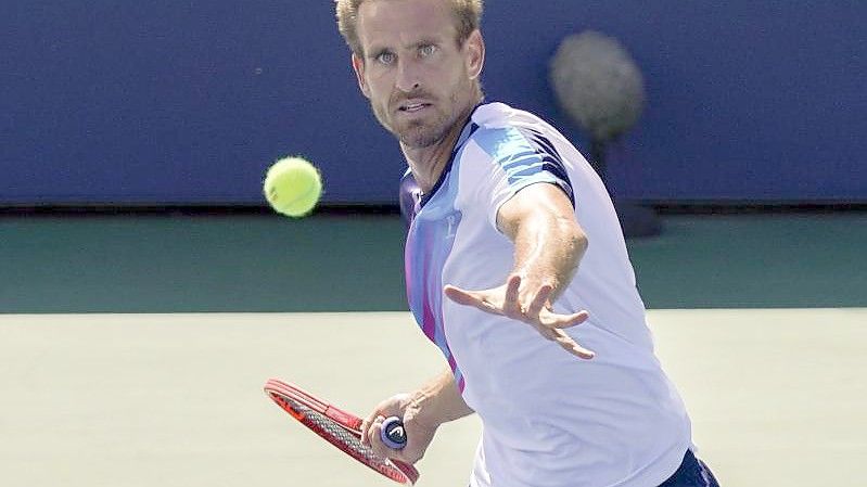 Peter Gojowczyk hat in Metz das Achtelfinale erreicht. Foto: Seth Wenig/AP/dpa/Archiv