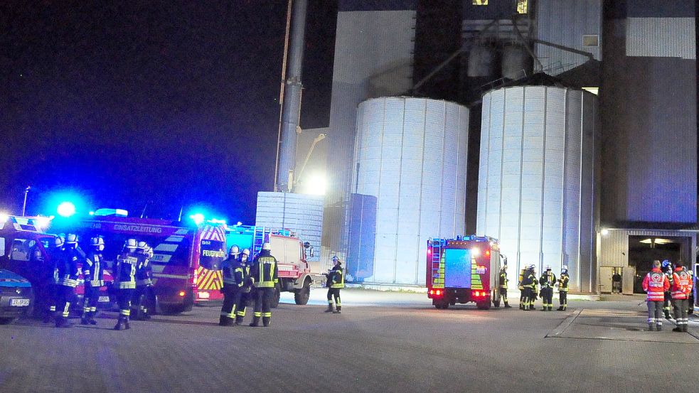 Die Feuerwehr ist am Freitagabend nach Nüttermoor ausgerückt: Foto: Wolters
