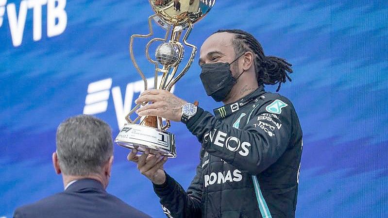 Will am Saisonende über den achten WM-Titel jubeln: Lewis Hamilton. Foto: James Gasperotti/ZUMA Press Wire/dpa