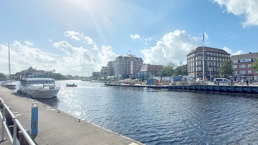 Nach der Schließung der Strandbar wird’s auf dem Ratsdelft und dem Alten Binnenhafen wieder etwas ruhiger.