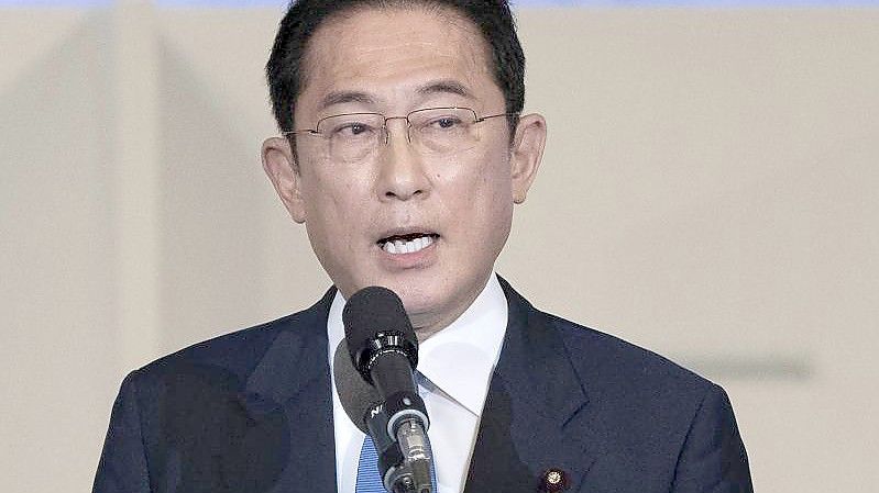 Neuer Regierungschef Japans soll der frühere Außenminister Fumio Kishida werden. Foto: Carl Court/Pool Getty Images/AP/dpa