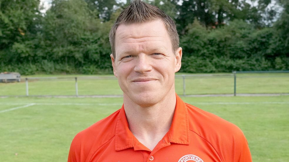 SVG-Trainer Klaus Barghorn freute sich über den ersten Saisonsieg. Foto: Steenhoff