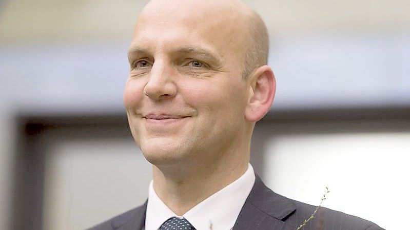 Benjamin List, Max-Planck-Institut für Kohlenforschung, in Berlin während der Verleihung der Gottfried-Wilhelm-Leibniz-Preise nach seiner Auszeichnung. Foto: picture alliance / dpa