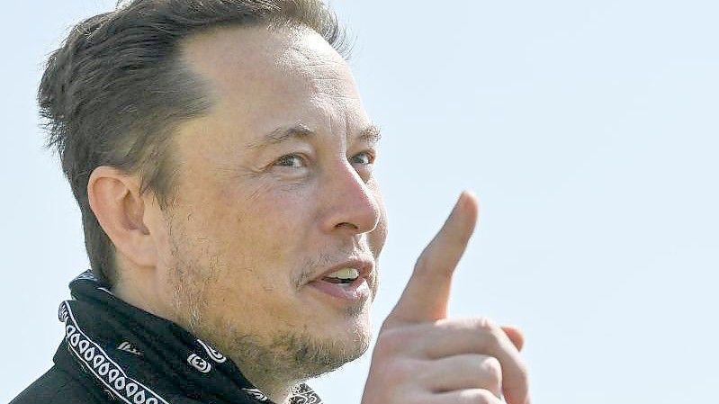 Elon Musk ist von Los Angeles nach Austin umgezogen. Foto: Patrick Pleul/dpa-Zentralbild/POOL/dpa