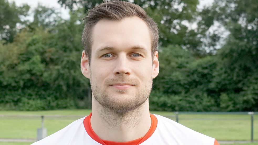 Großefehns Hauke Specht erzielte im Heimspiel gegen Borssum die ersten zwei Treffer. Foto: Steenhoff