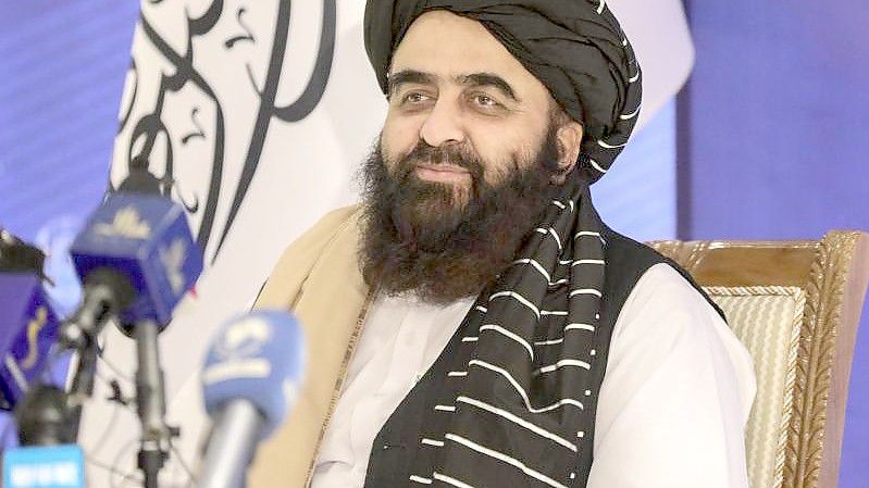 Amir Chan Motaki, Außenminister des neuen Kabinetts der Taliban. Foto: Muhammad Farooq/AP/dpa
