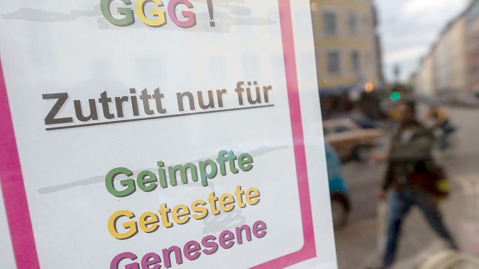 In vielen Bereichen des öffentlichen Lebens im Landkreis Emsland gilt ab Freitag die 3G-Regel. Symbolfoto: DPA/Kneffel