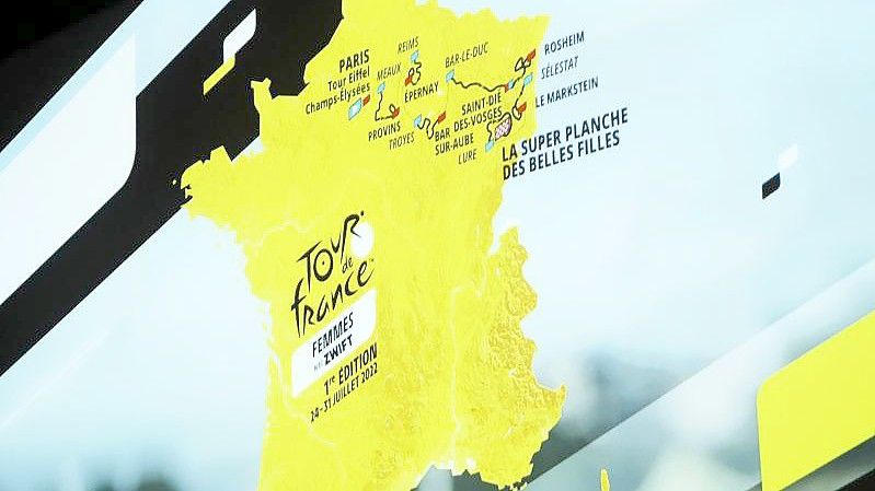 Start in Kopenhagen, Finale in Paris: Der Streckenplan der Tour de France 2022 steht fest. Foto: Thibault Camus/AP/dpa