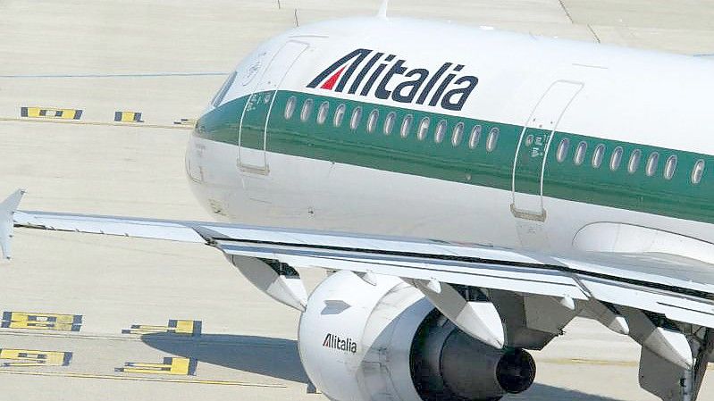 Für die Airline Alitalia ist Schluss. Foto: Jack Guez/AFP/dpa