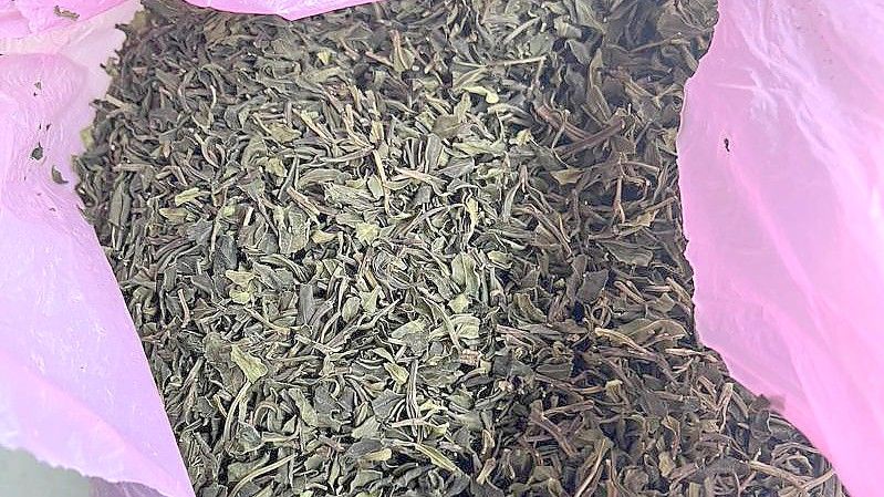 Sichergestelltes Khat in einem Sack. Foto: -/Hauptzollamt München/dpa