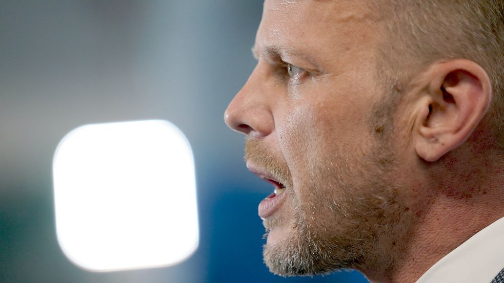 Nikolaus Kramer, Fraktionschef der AfD im Landtag Mecklenburg-Vorpommerns, spricht von einer „Beschmutzungskampagne“. Foto: Marcus Brandt/dpa