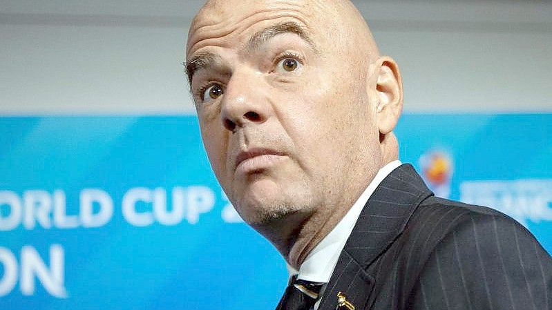 Will einen geänderten WM-Rythmus durchsetzen: FIFA-Boss Gianni Infantino. Foto: Sebastian Gollnow/dpa