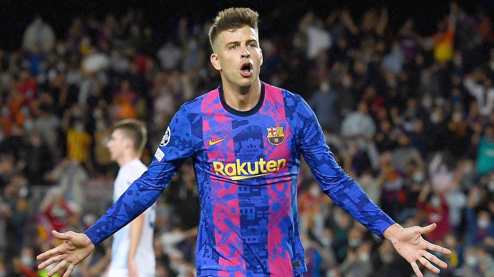 Barcelonas Innenverteidiger Gerard Piqué hat in seiner Freizeit die wohl erste Luftballon Weltmeisterschaft auf die Beine gestellt. Foto: AFP/Josep Lago