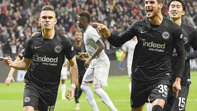 Eintracht Frankfurt feierte gegen Olympiakos Piräus einen souveränen Heimsieg. Foto: Arne Dedert/dpa