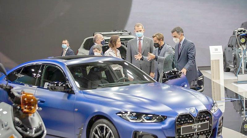Auf der Automesse in Barcelona wurde das Modell i4 bereits vorgestellt. Foto: David Zorrakino/EUROPA PRESS/dpa