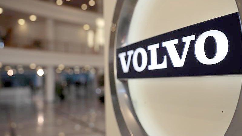Der Autobauer Volvo rechnet beim Börsengang mit rund 20 Milliarden Kronen (2 Mrd Euro) Erlös. Foto: Virginia Mayo/AP/dpa