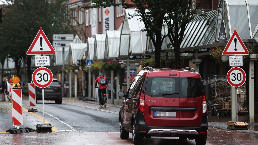 Die Diskussion um die Verkehrsführung in der Neutorstraße in Emden reißt nicht ab. Foto: J. Doden