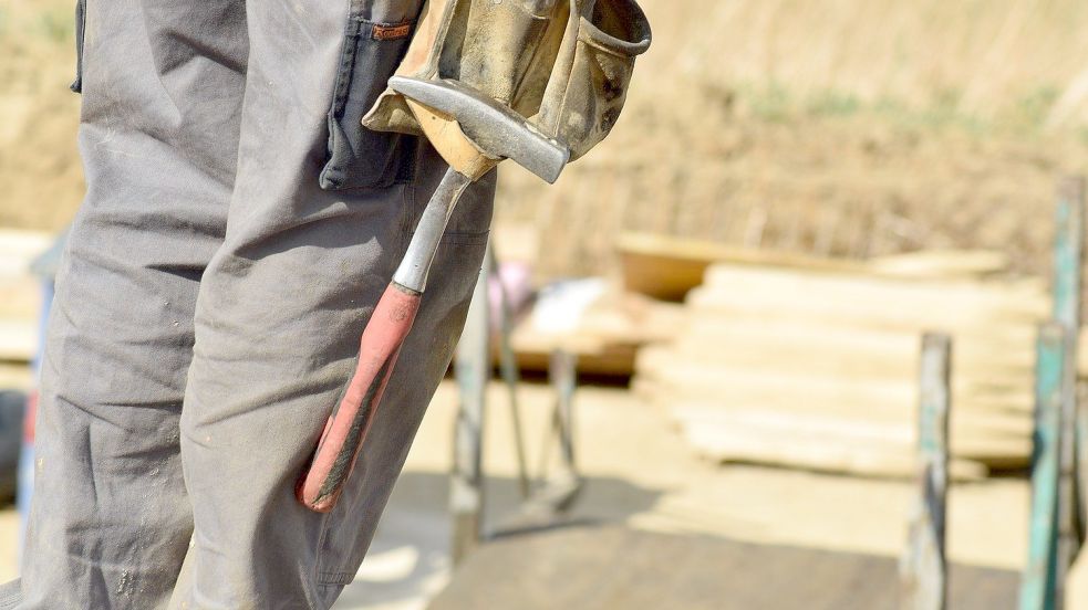 Viel zu tun gibt es, dennoch werden Handwerker oft ausgebremst. Foto: Pixabay