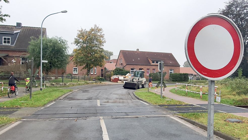 Die Vollsperrung der Kreisstraße 29 erstreckt sich über einen 1,5 Kilometer langen Abschnitt. Foto: Gettkowski