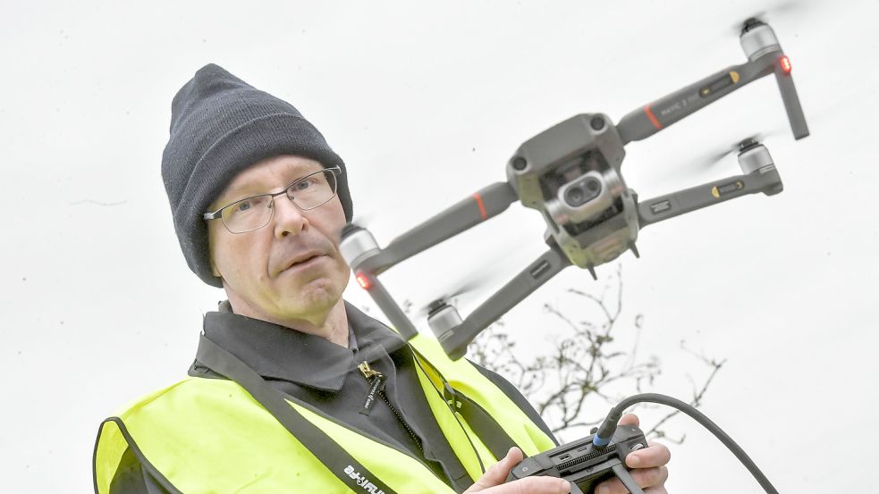 Polizei und Feuerwehr greifen zunehmend auf den Einsatz von Drohnen zurück. Foto: Ortgies