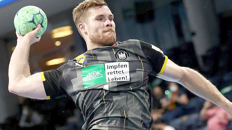 Ist neuer Kapitän der deutschen Handballer: Johannes Golla. Foto: Daniel Karmann/dpa