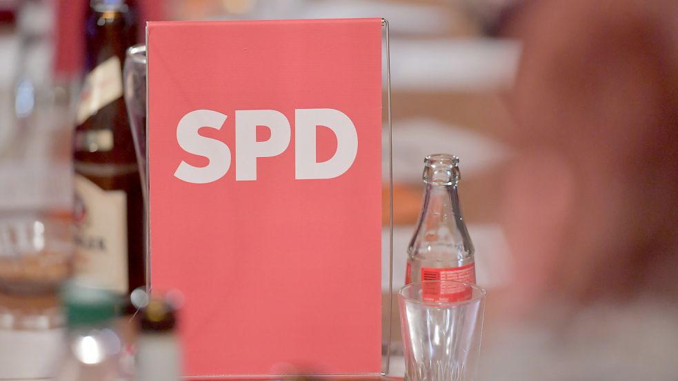 Flasche leer: Die SPD im Rat Südbrookmlerand ist geschrumpft. Foto: Archiv/Ortgies