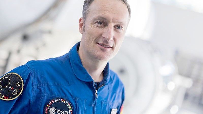 Erstmals seit drei Jahren soll mit Matthias Maurer wieder ein deutscher Astronaut ins All fliegen. Foto: Rolf Vennenbernd/dpa