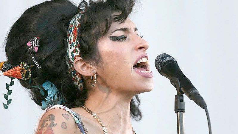 Die britische Sängerin Amy Winehouse (1983-2011). Foto: Niall Carson/PA Wire/dpa