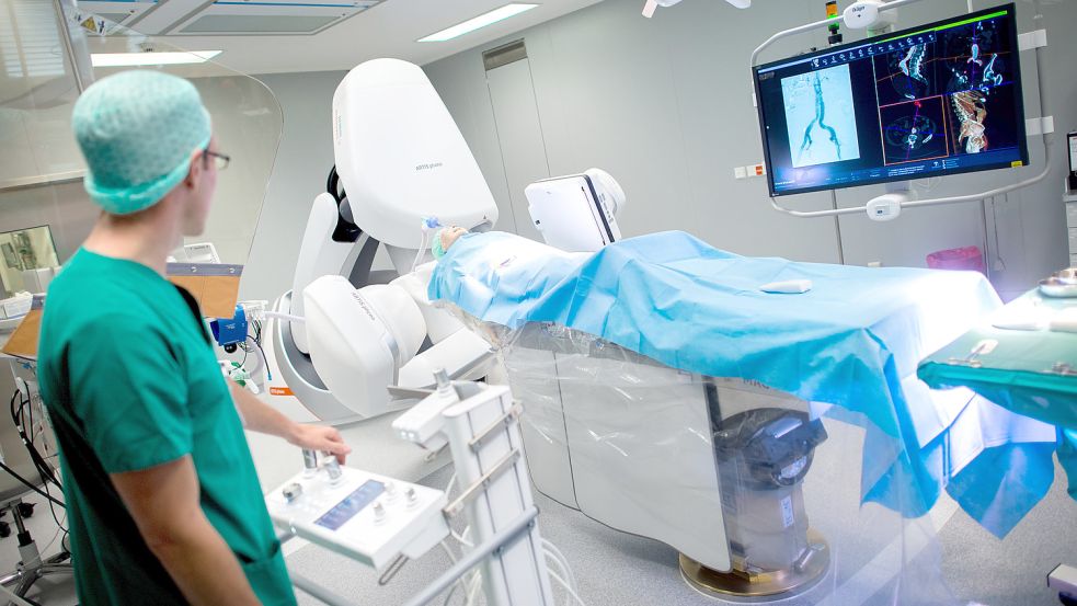 Das Da-Vinci-Operationssystem könnte Chirurgen und Patienten im neuen Zentralklinikum die Operation erleichtern. Foto: DPA/Neumann