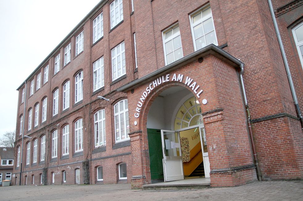 Die Grundschule am Wall soll komplett mit Luftentkeimern ausgestattet werden. Bild: Archiv