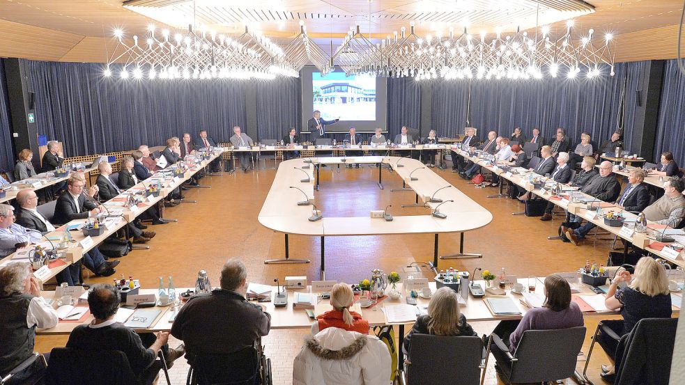 So kommt der Rat nie wieder zusammen. Das Foto zeigt die Zusammensetzung in der zurückliegenden Periode. Foto: Archiv