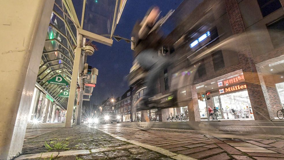 Auf der Neutorstraße wird Radfahrern mehr Platz eingeräumt. Foto: Ortgies