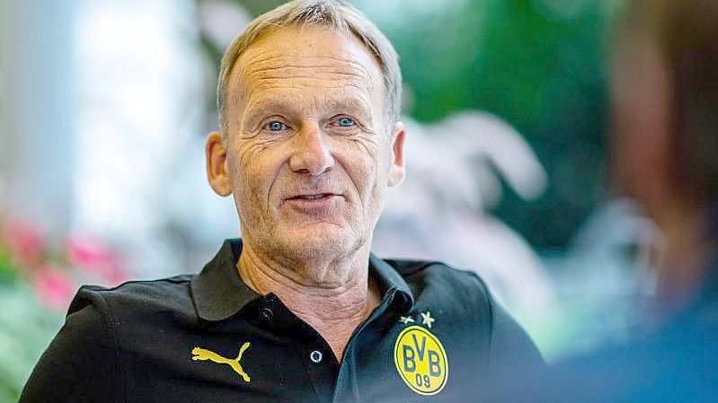 Hans-Joachim Watzke bleibt angesichts der Titel-Sprüche aus Richtung des FC Bayern gelassen. Foto: David Inderlied/dpa