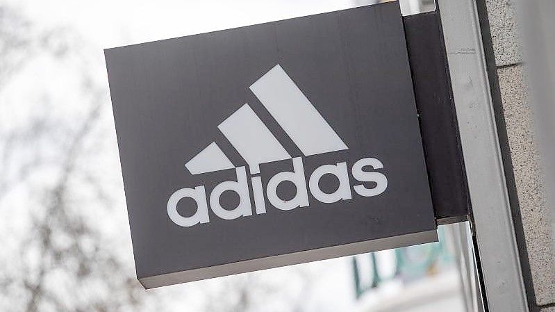 Adidas hat Zahlen für das 3. Quartal bekanntgegeben. Foto: Christophe Gateau/dpa