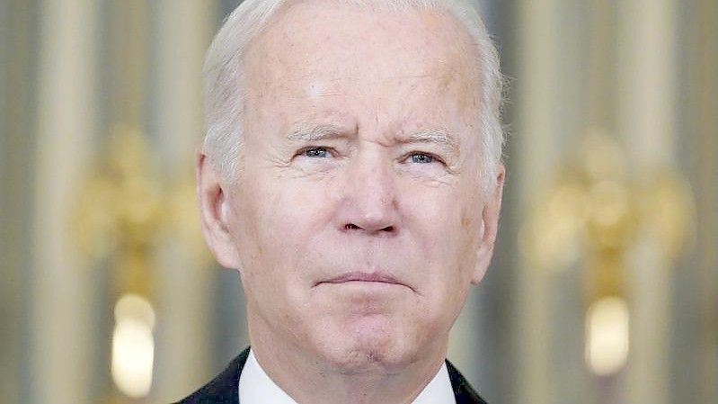 US-Präsident Joe Biden sagte mit Blick auf den Anstieg der Verbraucherpreise in den USA, es habe höchste Priorität für ihn, diesen Trend umzukehren. Foto: Alex Brandon/AP/dpa