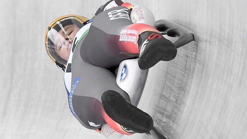 Befindet sich derzeit in China, um die dortigen Bedingungen auf der Olympia-Bahn zu testen: Natalie Geisenberger. Foto: Tobias Hase/dpa