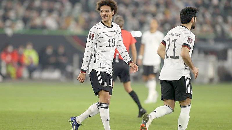 Spielte auch gegen Liechtenstein stark: Leroy Sané (l). Foto: Christian Charisius/dpa