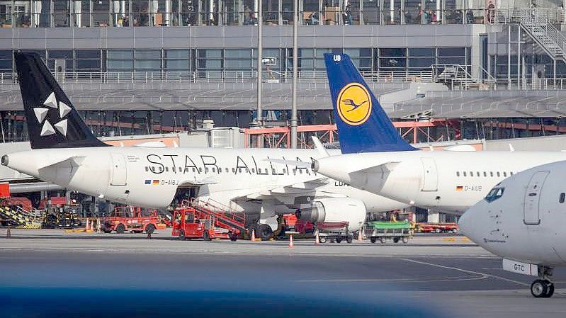 Nach geglückter Corona-Rettung hat die Lufthansa die direkten deutschen Staatshilfen zurückgezahlt. Foto: Gregor Fischer/dpa
