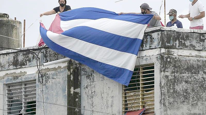 Kurz vor neuen Protesten der Opposition auf Kuba hat die sozialistische Regierung allen Journalisten der spanischen Nachrichtenagentur Efe die Akkreditierung entzogen. Foto: Ramon Espinosa/AP/dpa