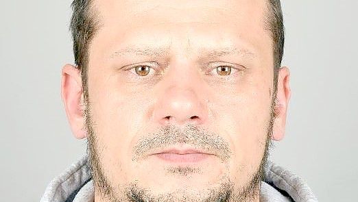 Die Polizei fragt: Wer kann Hinweise zum Aufenthaltsort dieses Mannes geben? Foto: Polizei