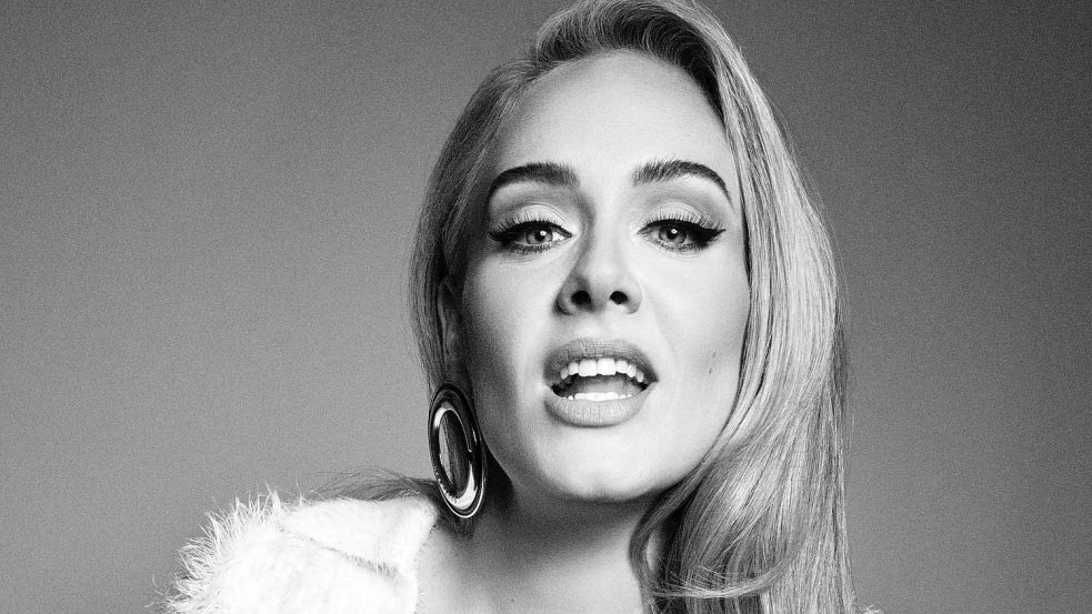 Lässt uns am Trennungsschmerz teilhaben: Adele auf ihremneuen Album „30“. Foto: Simon Emmett/picture alliance/dpa/Sony Music