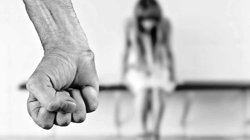 Viele Frauen ertragen jahrelang körperliche und psychische Gewalt in ihrer Beziehung, bis sie die Kraft finden, sich von ihrem Partner zu trennen. Foto: Pixabay
