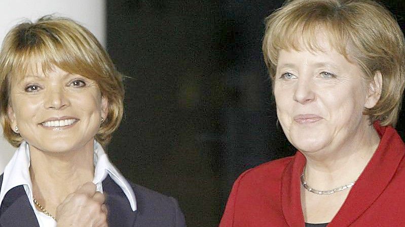 Uschi Glas und Bundeskanzlerin Angela Merkel 2008 in Berlin. Foto: Klaus-Dietmar Gabbert/dpa