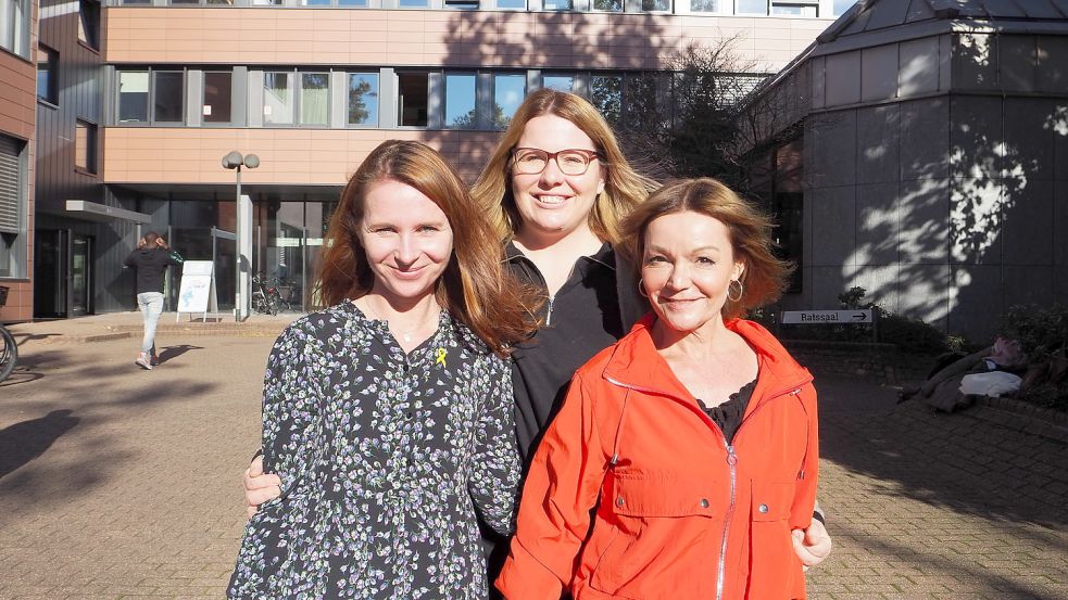 Andrea Reuscher (links), Verena Freimann und Alexandra Schöner vom Verein „Inde Insel“.