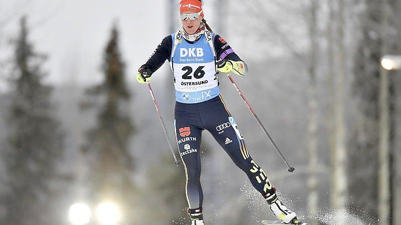 Biathletin Denise Herrmann belegte beim Weltcup in Östersund den dritten Platz. Foto: Anders Wiklund/TT NEWS AGENCY/AP/dpa
